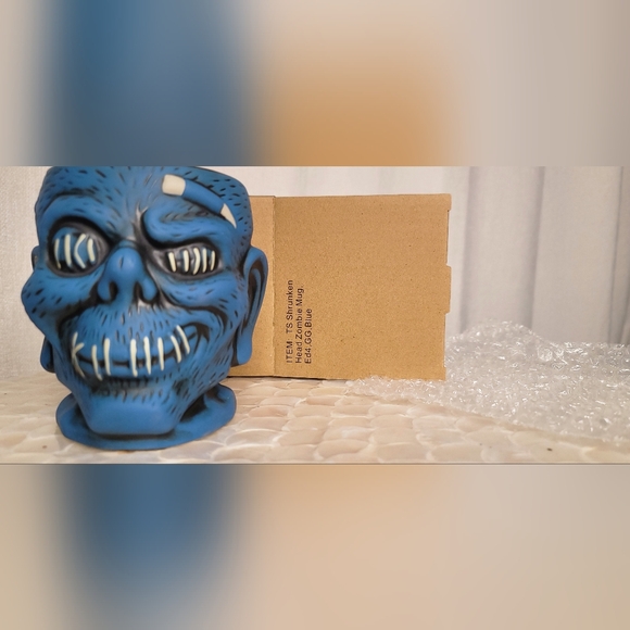 DISNEY - Trader Sams Grog Grotto - Shrunken Zombie Head - 4th Edition - Picture 7 of 11